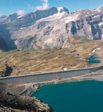 Se construirá la primera planta solar alpina más alta de Europa